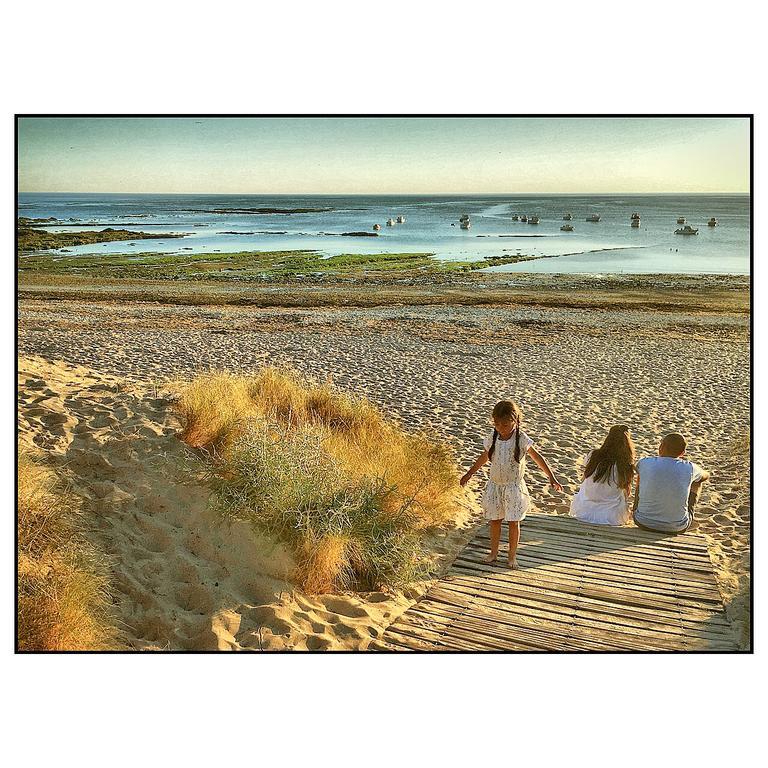 Hotel De La Petite Plage Сен-Жорж-д'Олерон Экстерьер фото